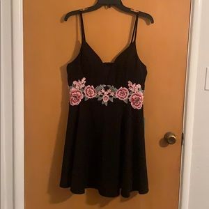 B. Smart brand juniors dress NWT